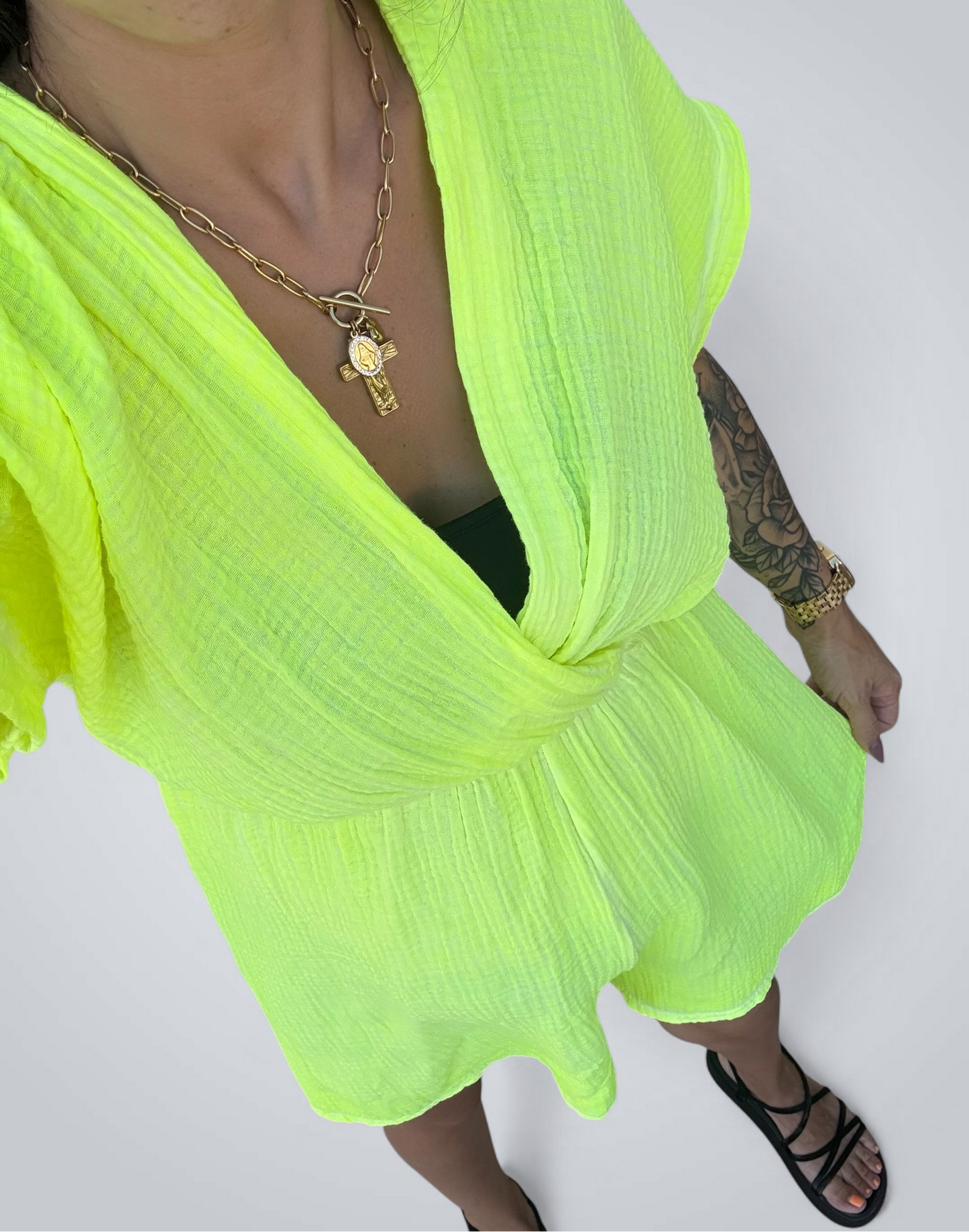 MONO BAMBULA AMARILLO FLÚOR