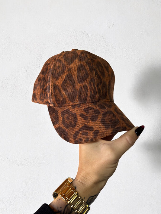 GORRA LEO PANA