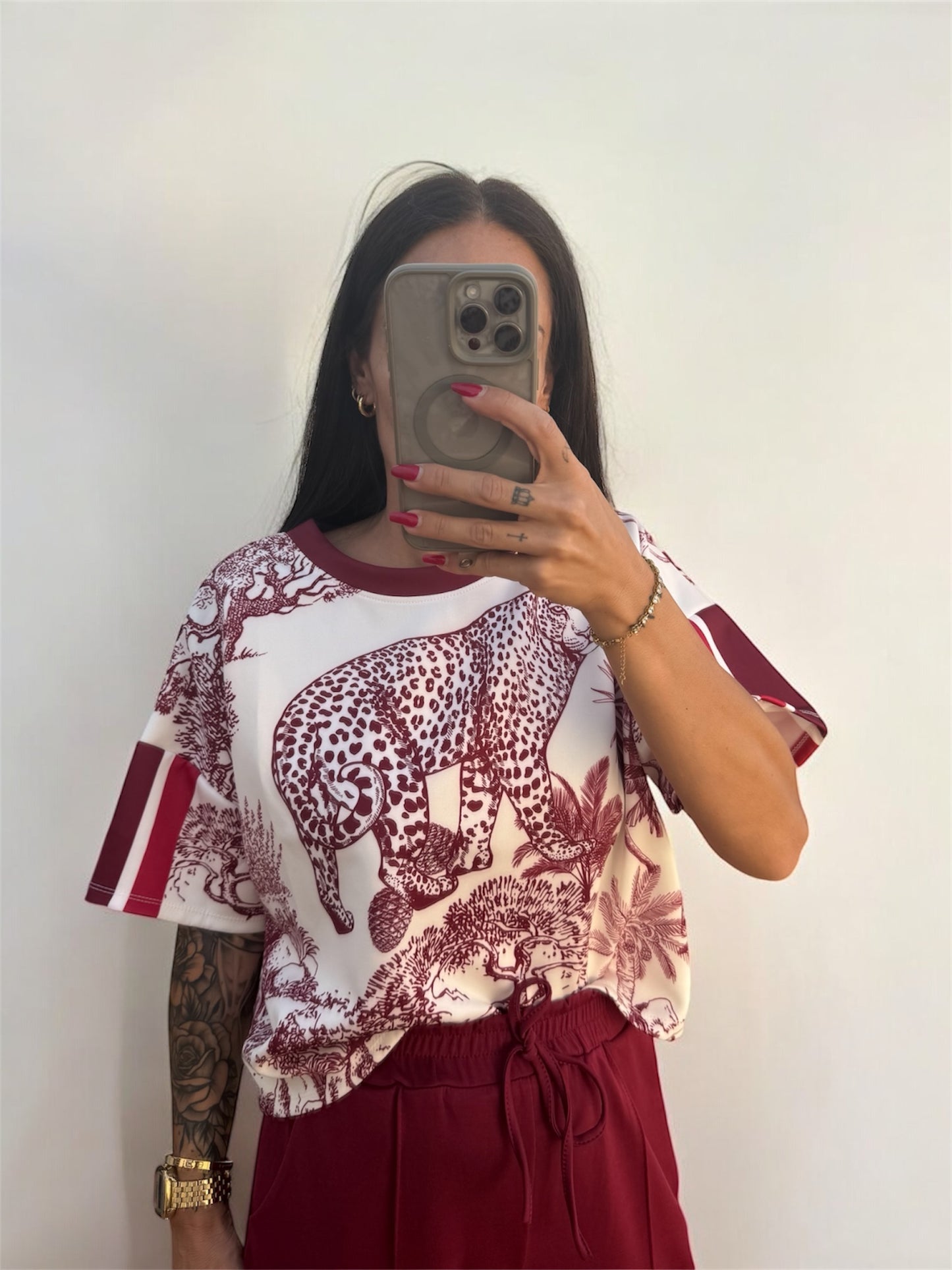 CONJUNTO LEO BURDEOS